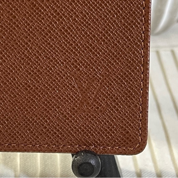 Louis Vuitton Taiga ID Holder Card Wallet Insert - Picture 13 of 13